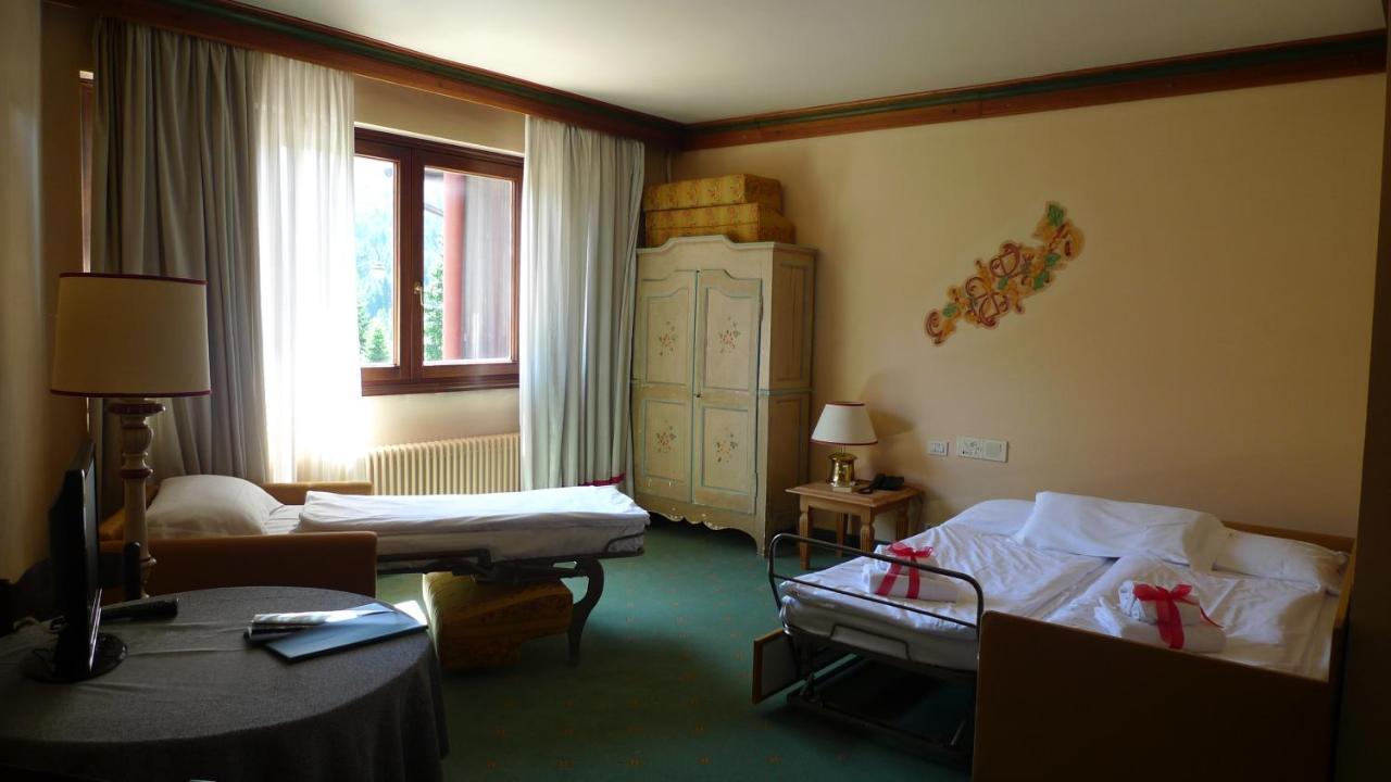 Rta Hotel Catturani Madonna Extérieur photo